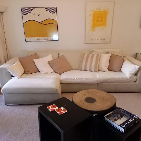 Seaside Spacious With Sea View Apartment Limassol