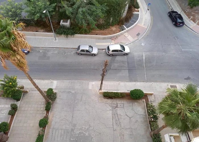 Seaside Spacious With Sea View Limassol